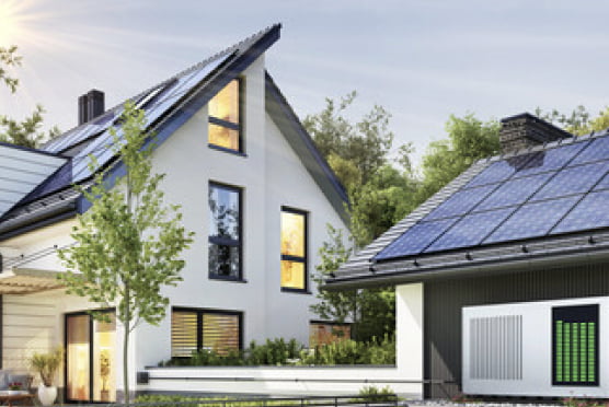 太陽光パネルを設置している家の写真